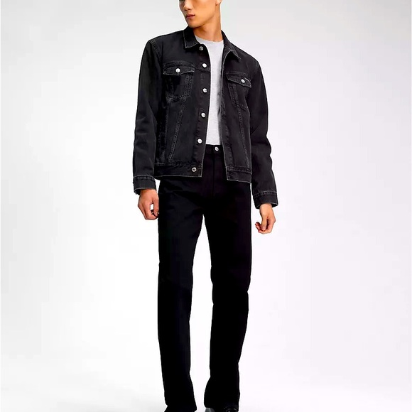 Calvin Klein Denim Trucker Style Jacket NWOT * - Picture 2 of 4